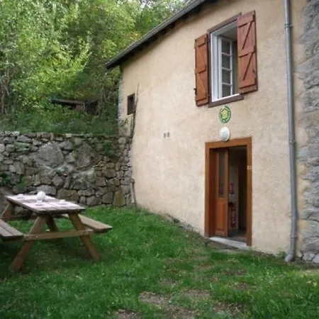 House De Petches 4 펜션 *