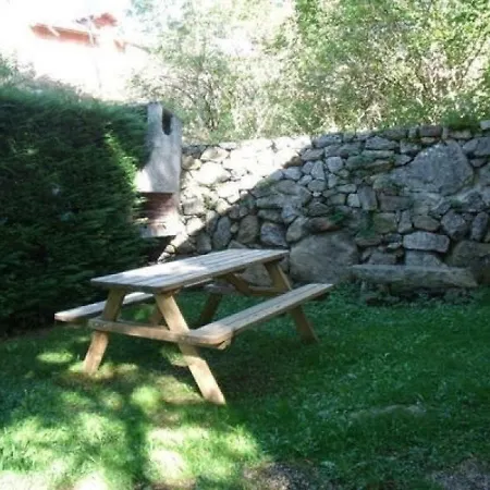 House De Petches 4 *